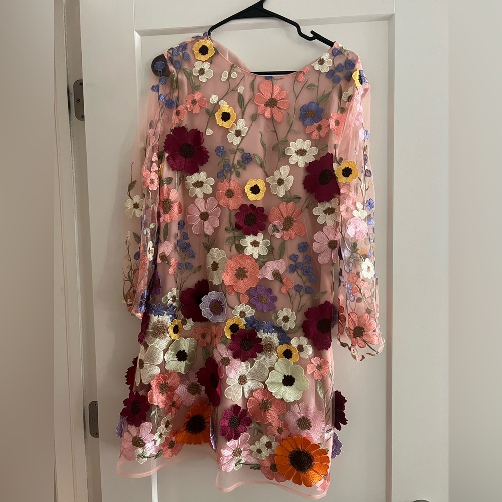 Taylor’s Grammy dress dupe